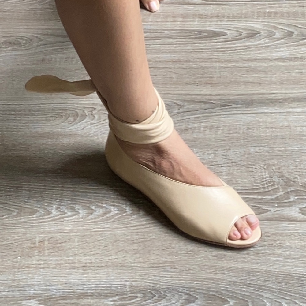 Kooba tie up flats